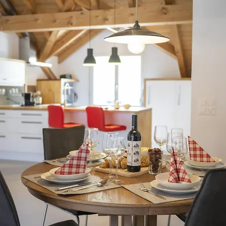 Chasa Stradun 400 Scuol